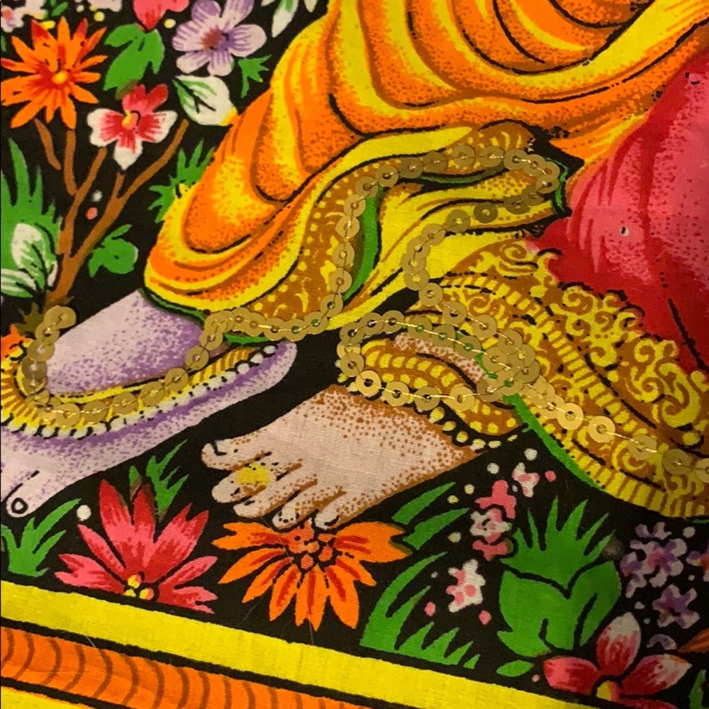 Beautiful tapestry - Picture 2 of 3